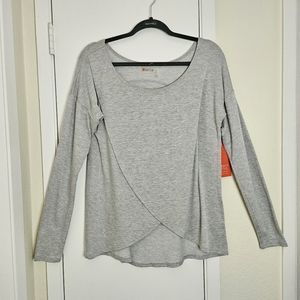 Zella Long Sleeve Silver Slate Grey Workout Top Activewea Tulip Front Size Small